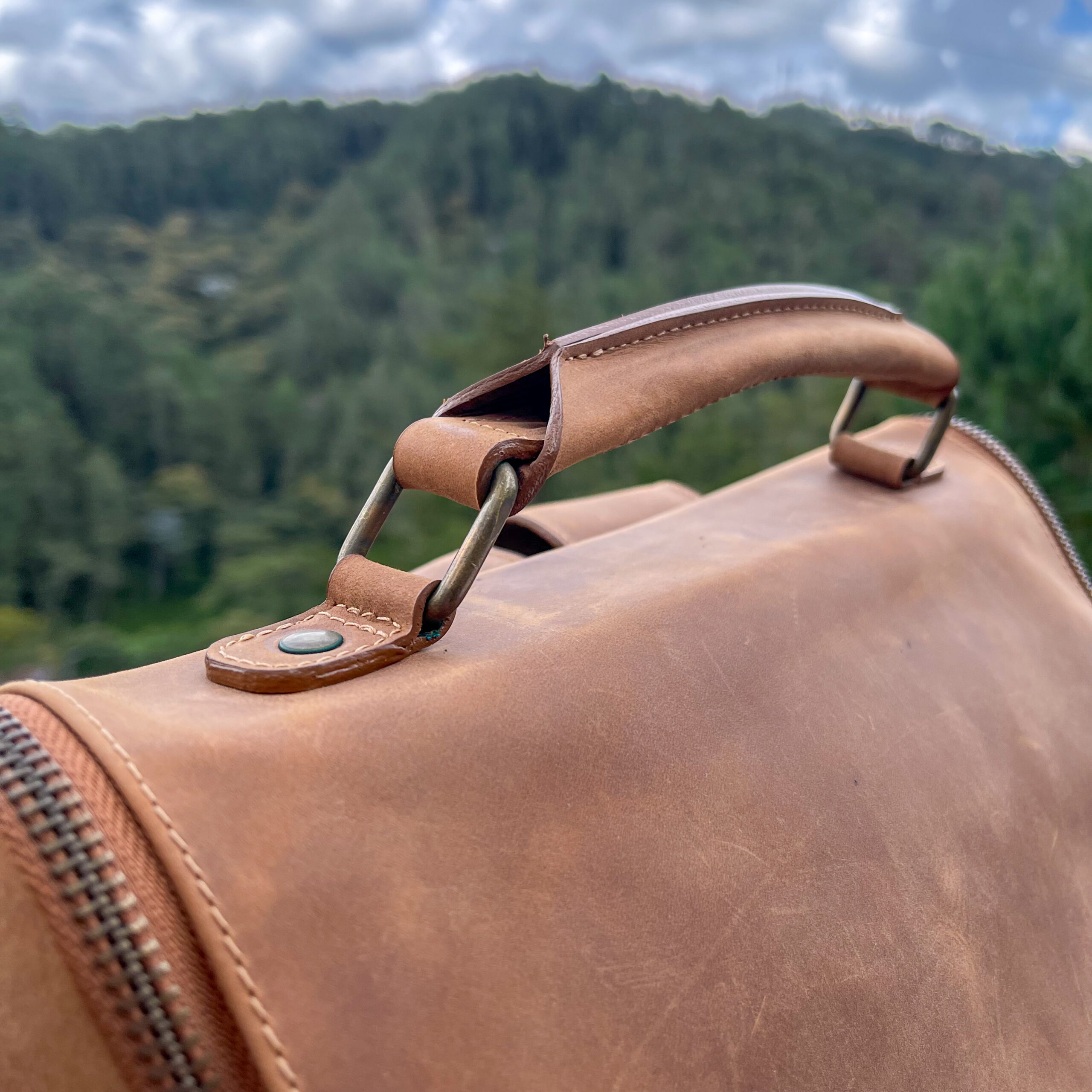 Bolso en cuero para hombre Velez 07 Bolso en cuero para hombre Velez 07